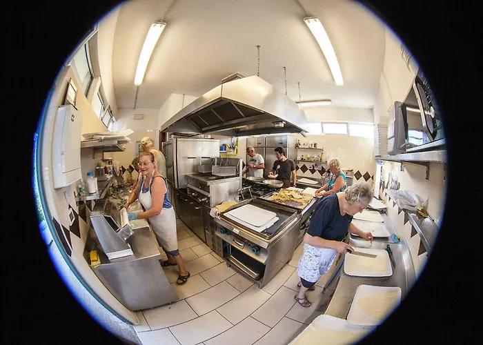 Ξενοδοχείο Riziana 3*